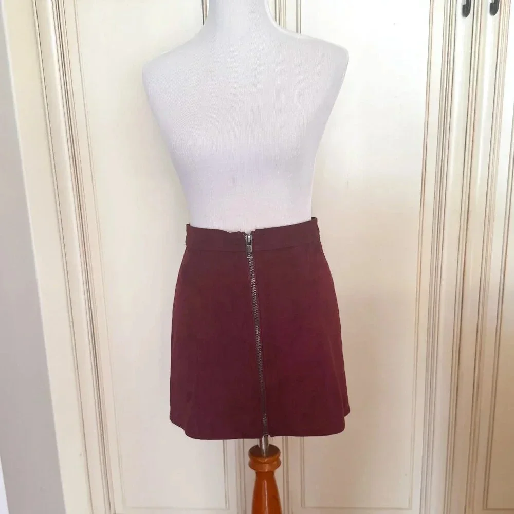 Forever 21  Faux Suede Zip-Front Skirt Size M - Picture 2 of 5